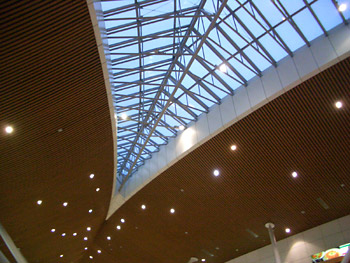Dobner Metalldecken im Kuala Lumpur - Flughafen
